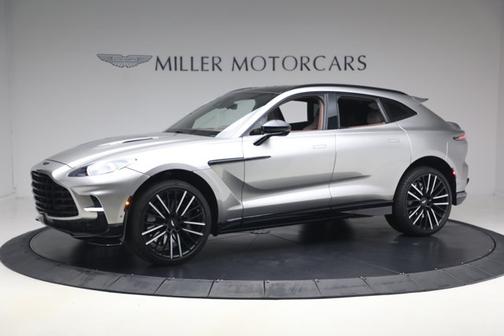 Aluminite Silver 2023 Aston Martin DBX 707