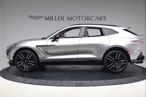 2023 Aston Martin DBX 707