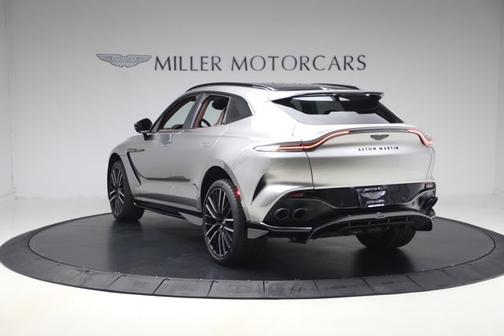 Aluminite Silver 2023 Aston Martin DBX 707