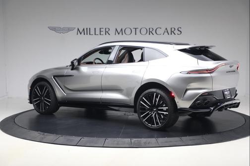 2023 Aston Martin DBX 707