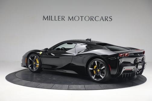 2022 Ferrari SF90 Stradale Coupe
