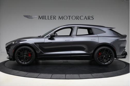 2025 Aston Martin DBX 707