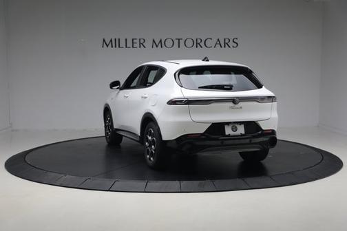 Milano White 2024 Alfa Romeo Tonale Ti EAWD