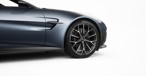 2026 Aston Martin Vantage Roadster