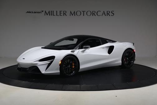 2023 McLaren Artura Coupe