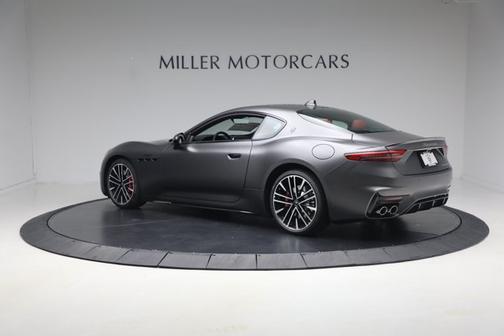 grigio maratea matte 2026 Maserati GranTurismo Trofeo