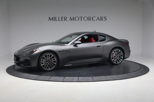 grigio maratea matte 2026 Maserati GranTurismo Trofeo