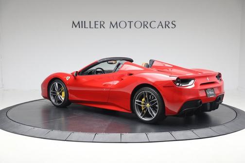 2018 Ferrari 488 Spider Base