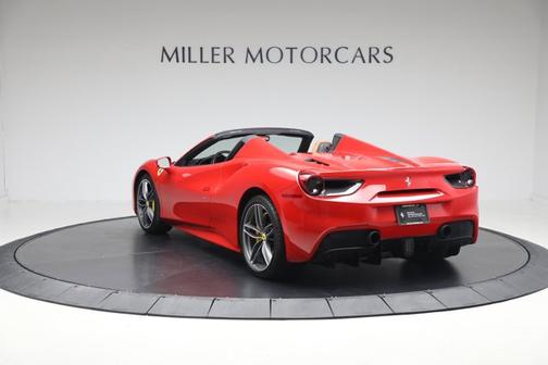 2018 Ferrari 488 Spider Base