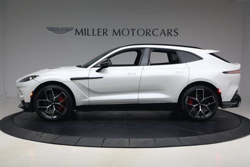 2025 Aston Martin DBX 707
