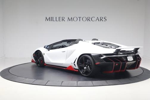 Bianco Pheme 2017 Lamborghini Aventador Roadster