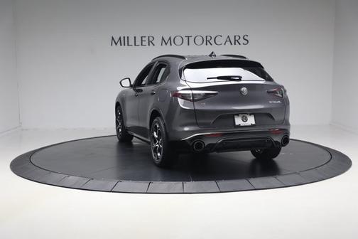 Vesuvio Gray Metallic 2026 Alfa Romeo Stelvio AWD