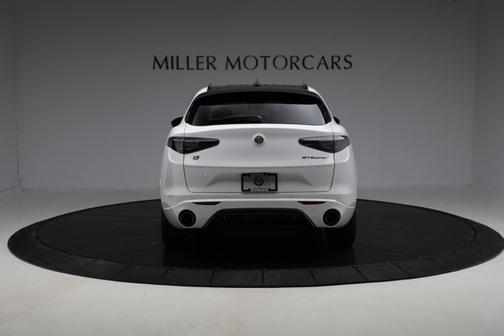 2025 Alfa Romeo Stelvio Ti