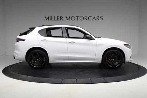 2025 Alfa Romeo Stelvio Ti