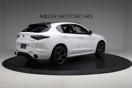 2025 Alfa Romeo Stelvio Ti