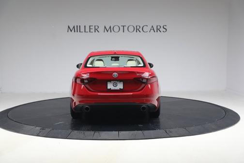 2017 Alfa Romeo Giulia Ti