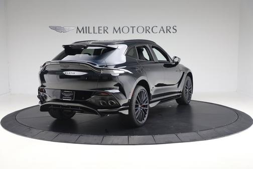 2025 Aston Martin DBX 707