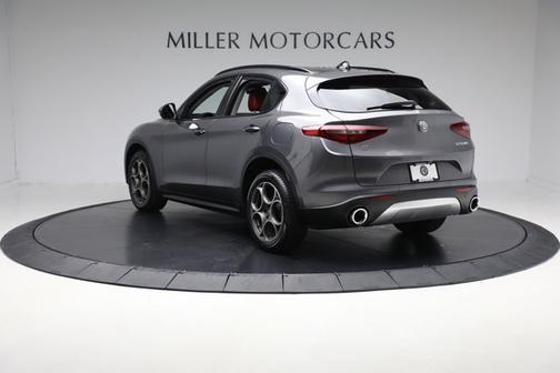 2019 Alfa Romeo Stelvio Sport