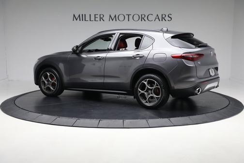 2019 Alfa Romeo Stelvio Sport