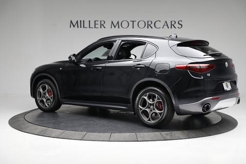 2022 Alfa Romeo Stelvio Ti