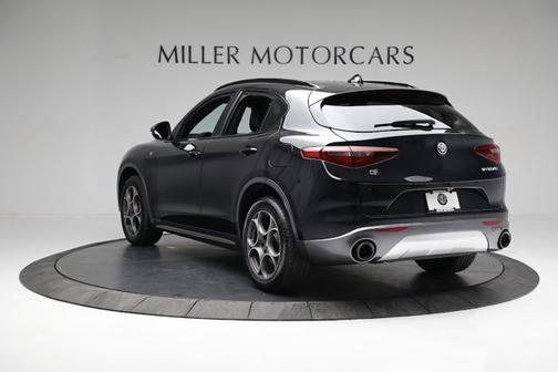 2022 Alfa Romeo Stelvio Ti