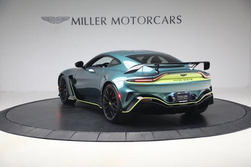 Aston Martin Racing Green 2023 Aston Martin Vantage V12 Coupe
