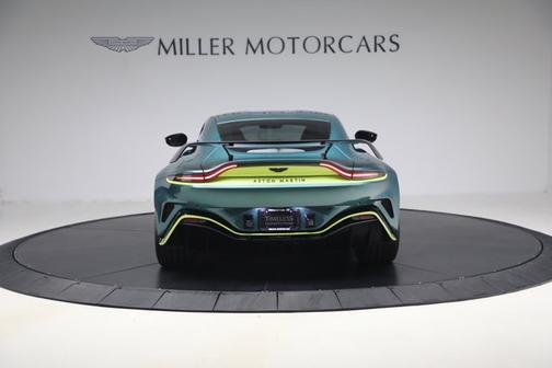 Aston Martin Racing Green 2023 Aston Martin Vantage V12 Coupe