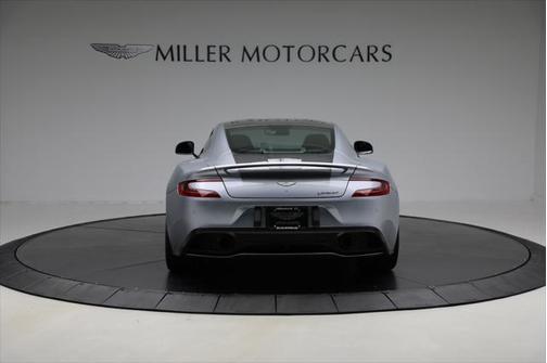 2014 Aston Martin Vanquish Coupe