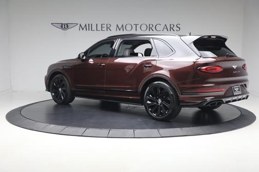 Black Crystal over Cricket Ball 2024 Bentley Bentayga Mulliner V8