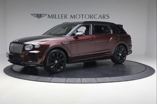 Black Crystal over Cricket Ball 2024 Bentley Bentayga Mulliner V8