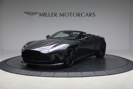 Q Epsilon Black 2026 Aston Martin DB12 Volante