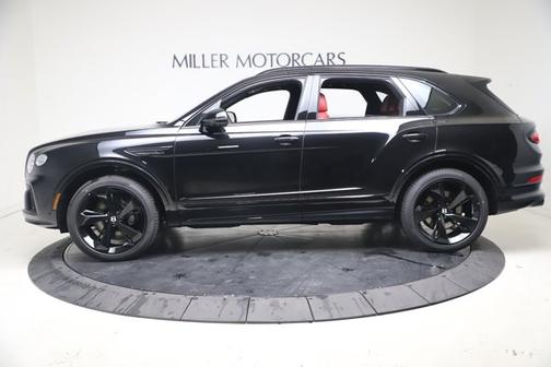 2025 Bentley Bentayga V8