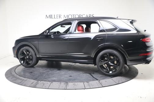 2025 Bentley Bentayga V8