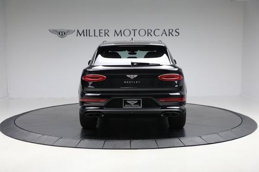 2025 Bentley Bentayga V8