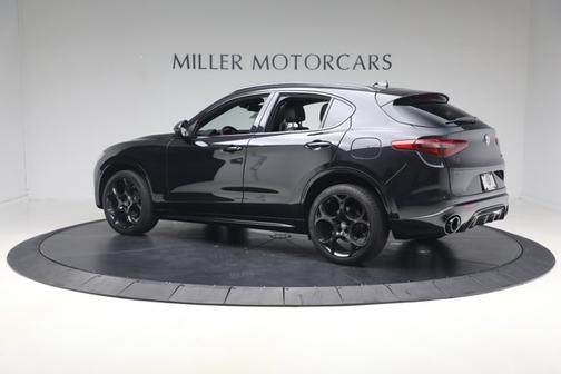 Vulcano Black Metallic 2023 Alfa Romeo Stelvio Estrema AWD