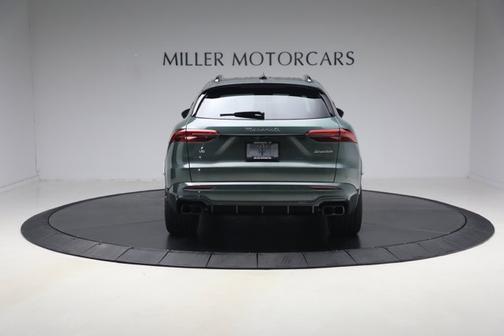 Verde Royale Metallic 2026 Maserati Grecale Modena