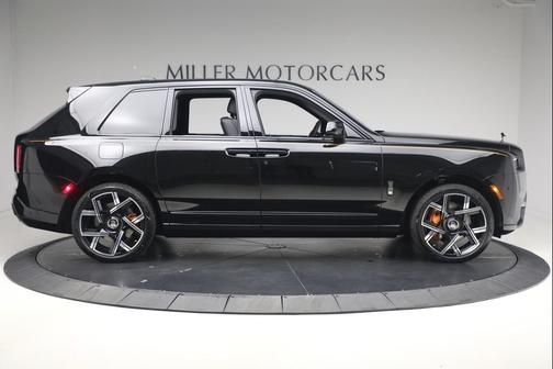 Black Diamond 2026 Rolls-Royce Cullinan Black Badge