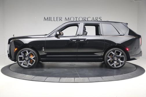 Black Diamond 2026 Rolls-Royce Cullinan Black Badge