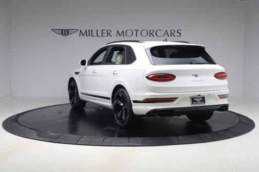 2023 Bentley Bentayga V8