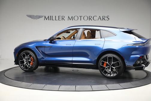 2025 Aston Martin DBX 707