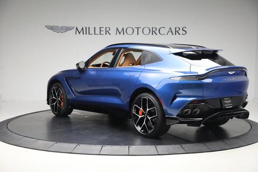 2025 Aston Martin DBX 707