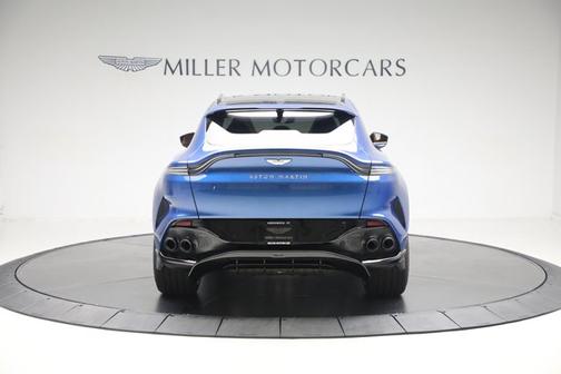 2025 Aston Martin DBX 707