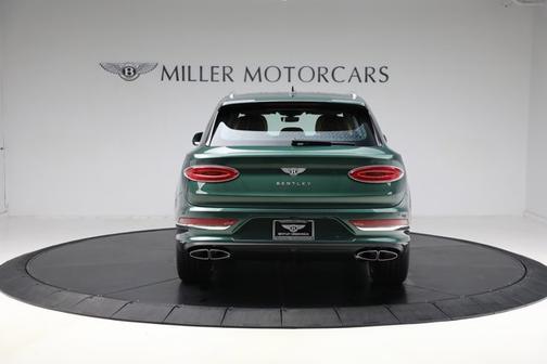 2025 Bentley Bentayga V8