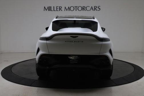 2025 Aston Martin DBX 707