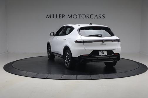 Alfa White 2024 Alfa Romeo Tonale Ti