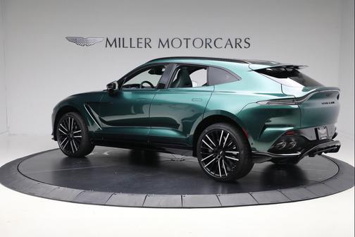 2025 Aston Martin DBX 707