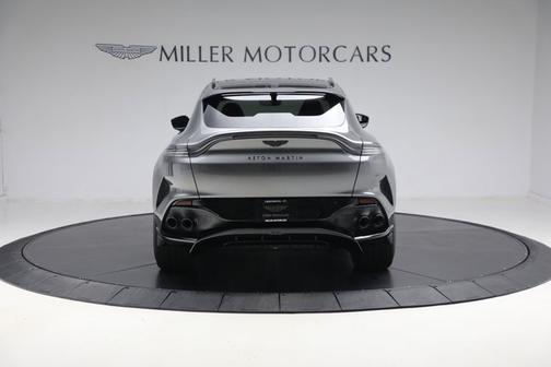 2025 Aston Martin DBX 707