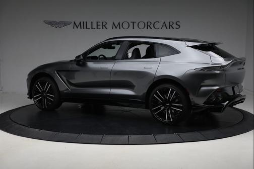 2025 Aston Martin DBX 707
