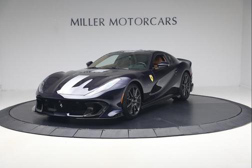 Blu America 2022 Ferrari 812 Competizione Coupe