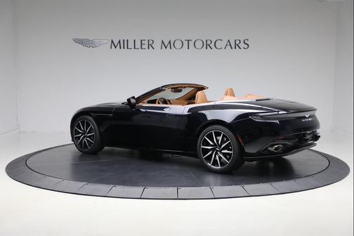 2022 Aston Martin DB11 Volante